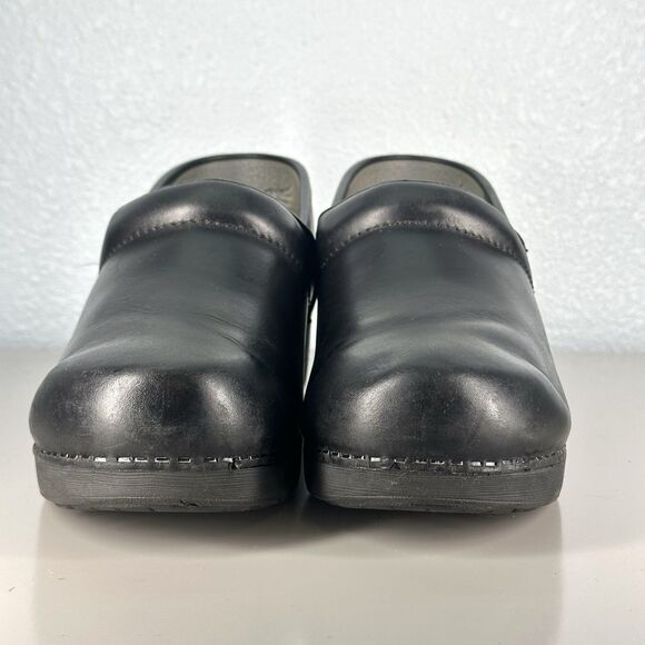 Dansko XP 2.0 Women's Clog  Waterproof Pull Up Size 40 Black US 9.5-10 - Picture 2 of 15